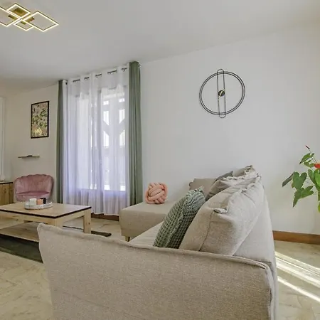 Maison Des 3 Lacs Nyaraló *